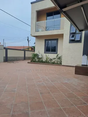 4bdrm House in Kwabenya for sale