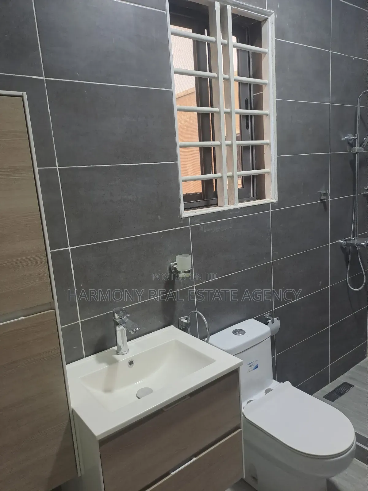 4bdrm House in Kwabenya for sale