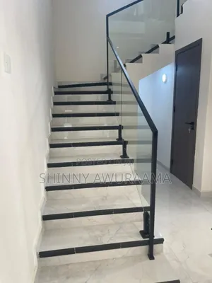 3bdrm Townhouse / Terrace in West Trassacco, East Legon for rent