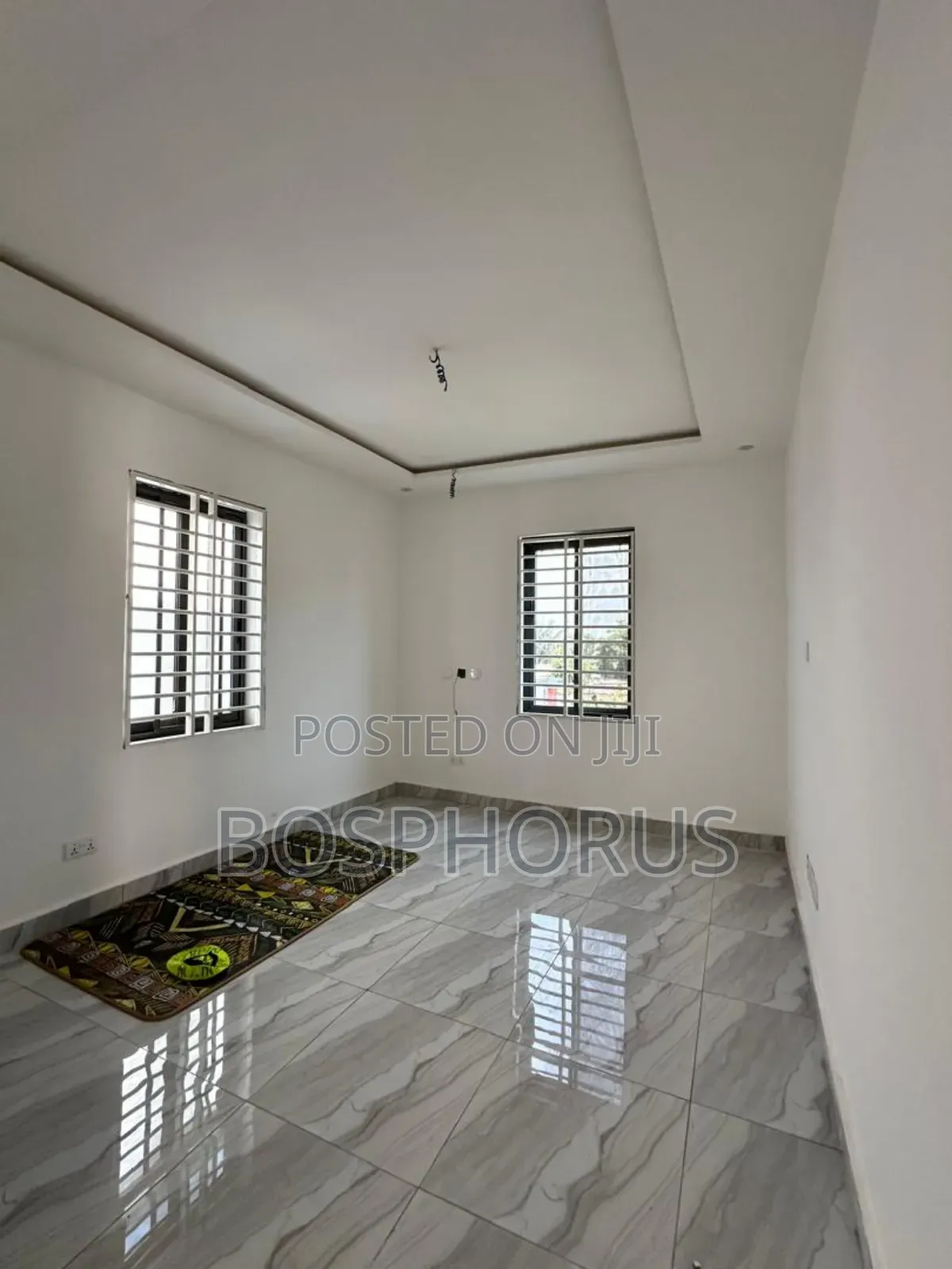 3bdrm Townhouse/Terrace in East Legon for sale