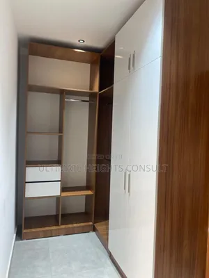 4bdrm House in Ashaley Botwe for sale
