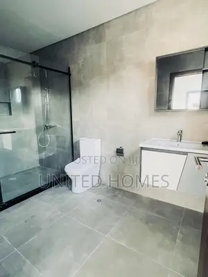 3bdrm Apartment in Dzorwulu for rent