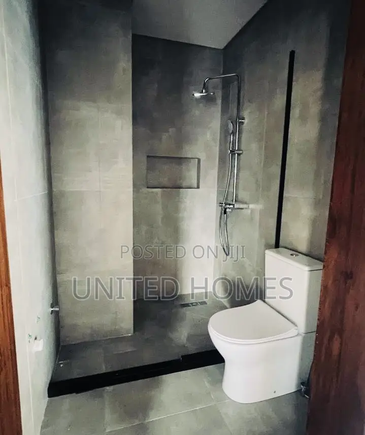 3bdrm Apartment in Dzorwulu for rent