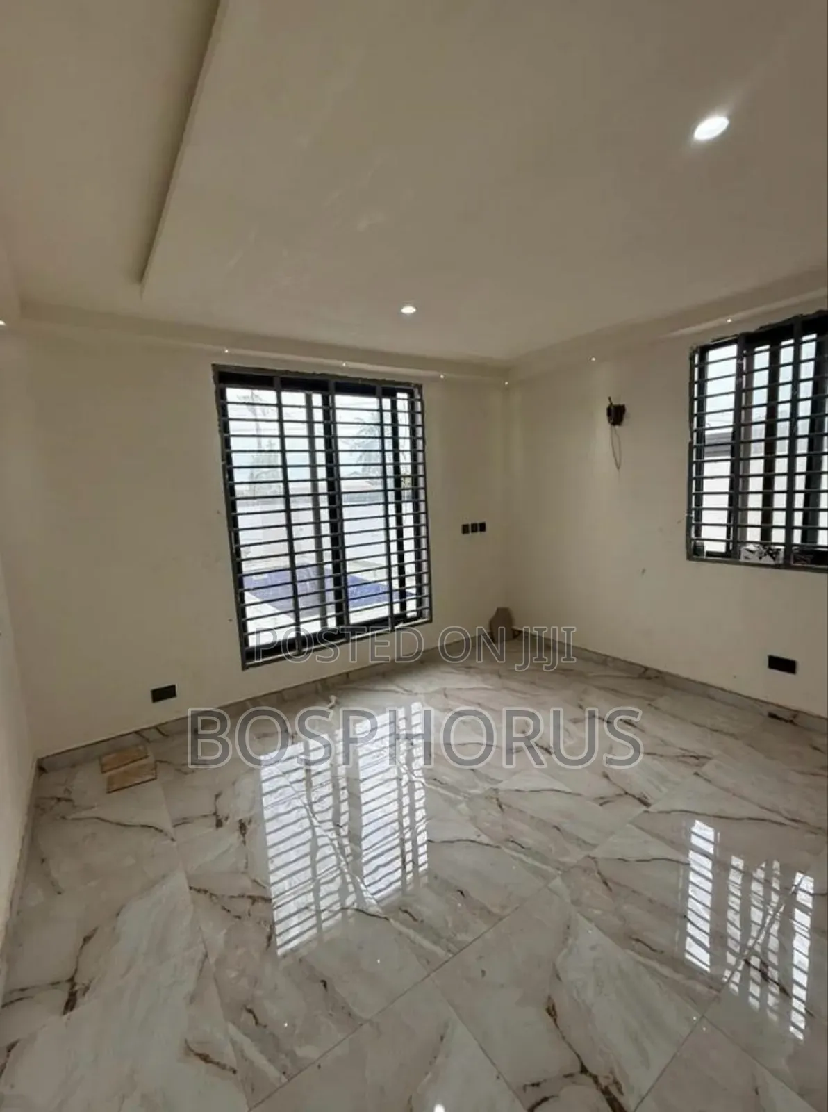 4bdrm House in Adenta for sale