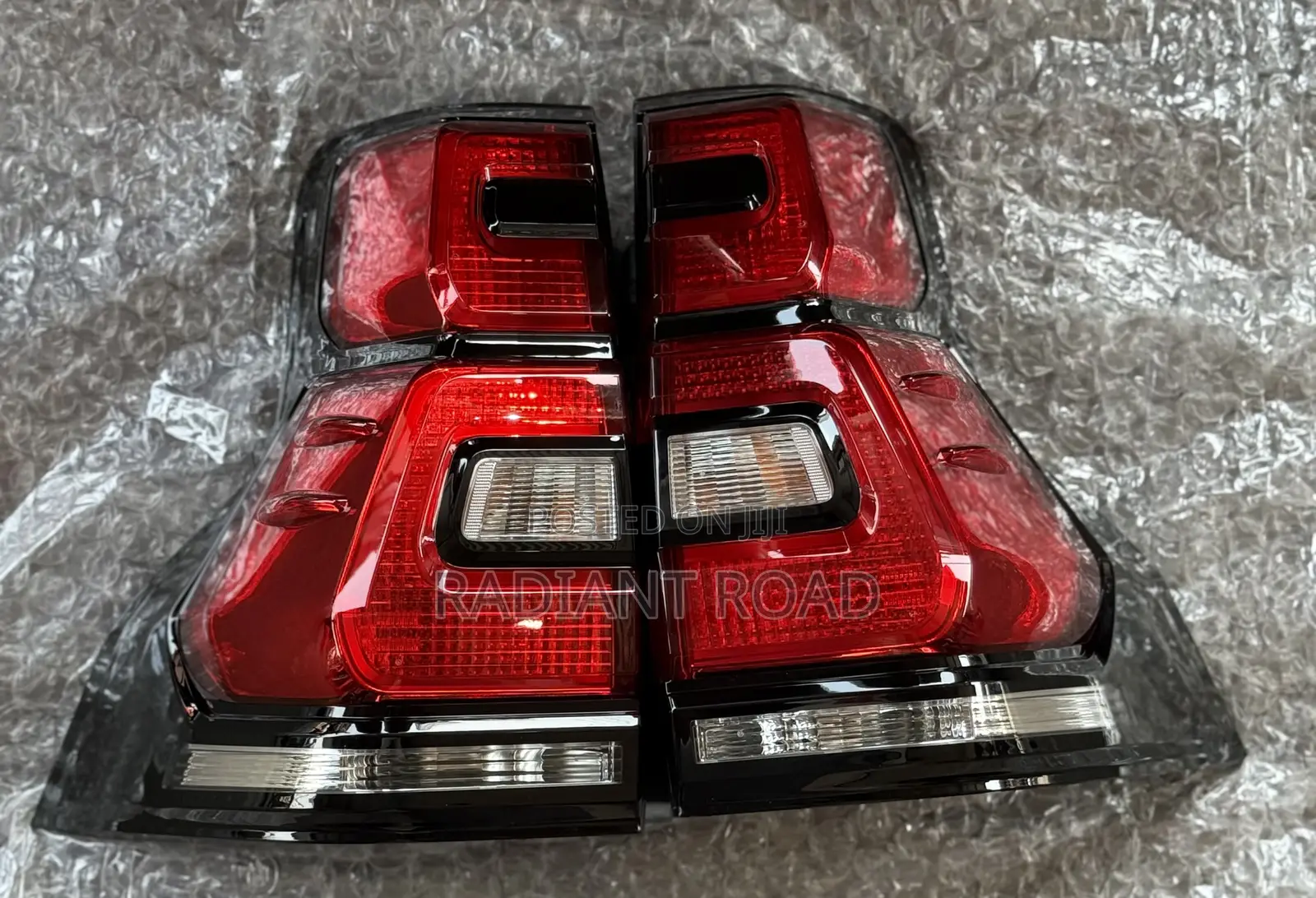 Land Cruiser Prado 2018 Taillights