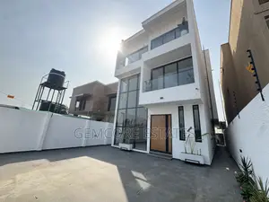 4bdrm House in Nanakrom, Ashaley Botwe for sale