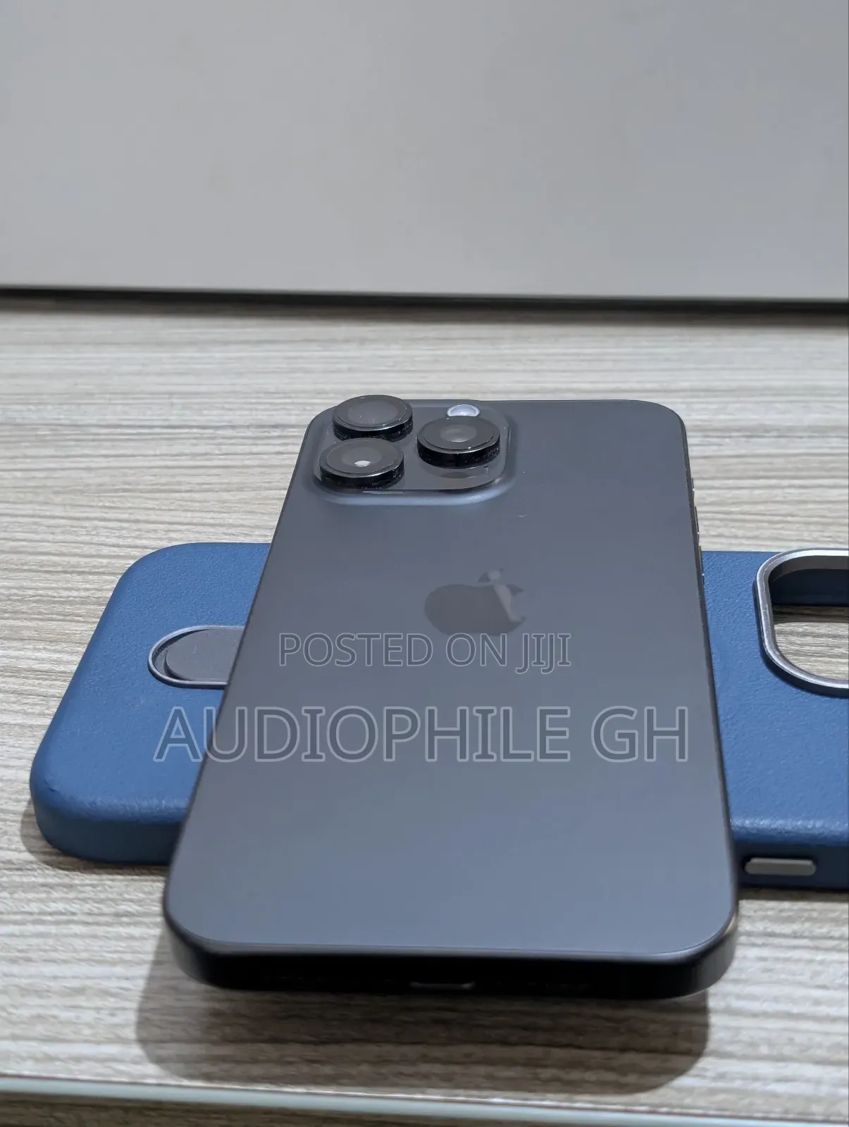 Apple iPhone 15 Pro Max 256 GB Gray