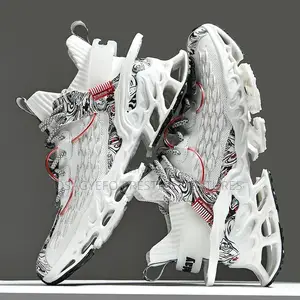 Quality Atom Sneakers White