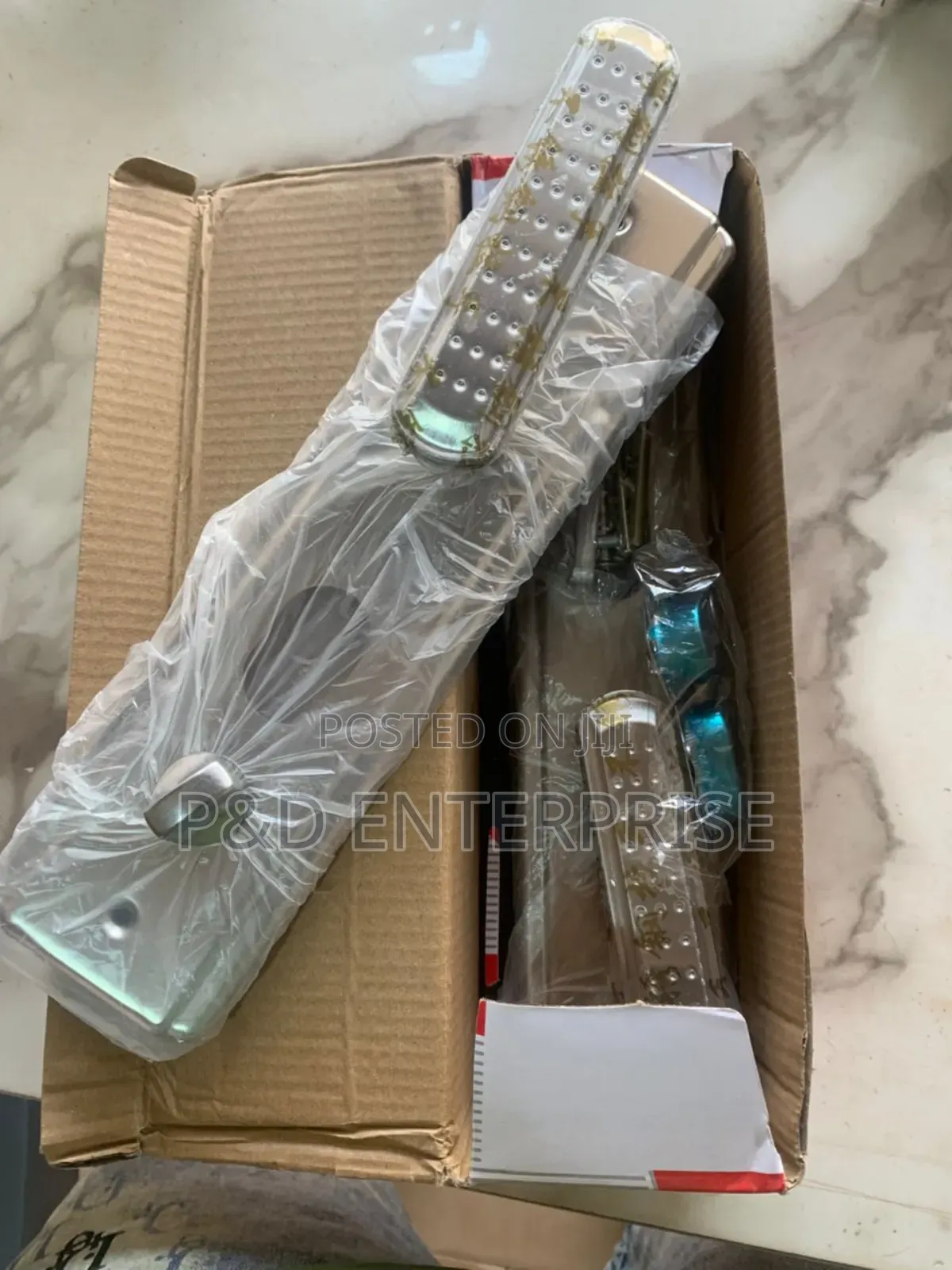 Quality China Door Handles Silver Colour