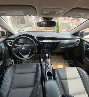 Toyota Corolla SE (1.8L 4cyl 2A) 2018 White