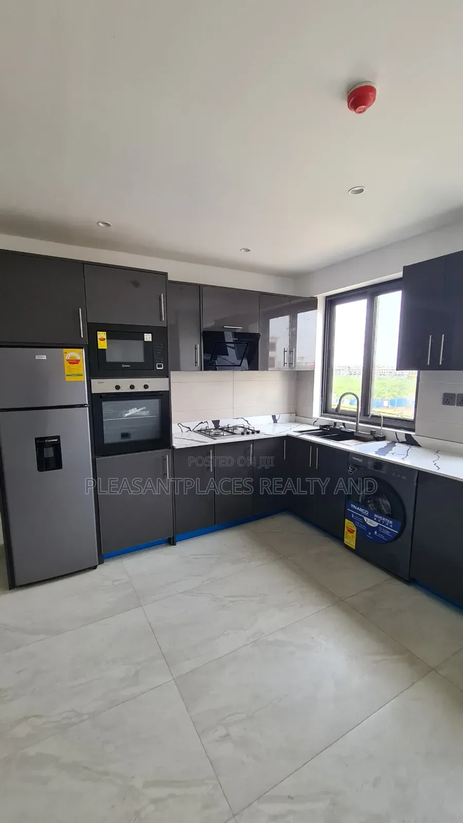 2bdrm Apartment in Pleasantplaces, New Town for rent