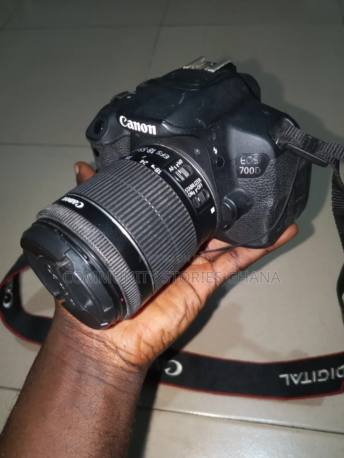 Canon EOS 700D + Charger+ Battery+ Neck Strap