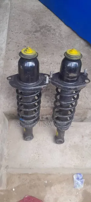 Toyota Corolla 2015 Back Shock Absorbers