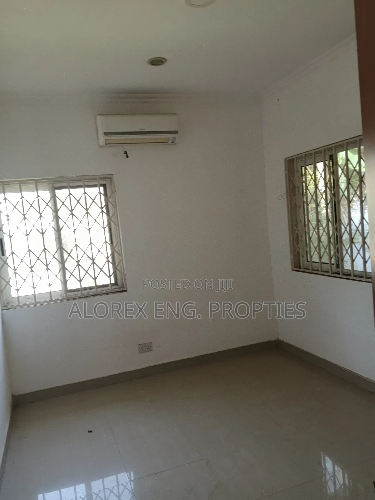 2bdrm House in Self Compound, Oyarifa for rent