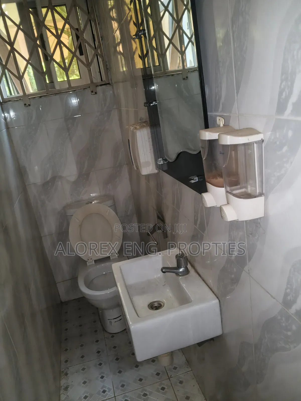 3bdrm House in Oyarifa for rent