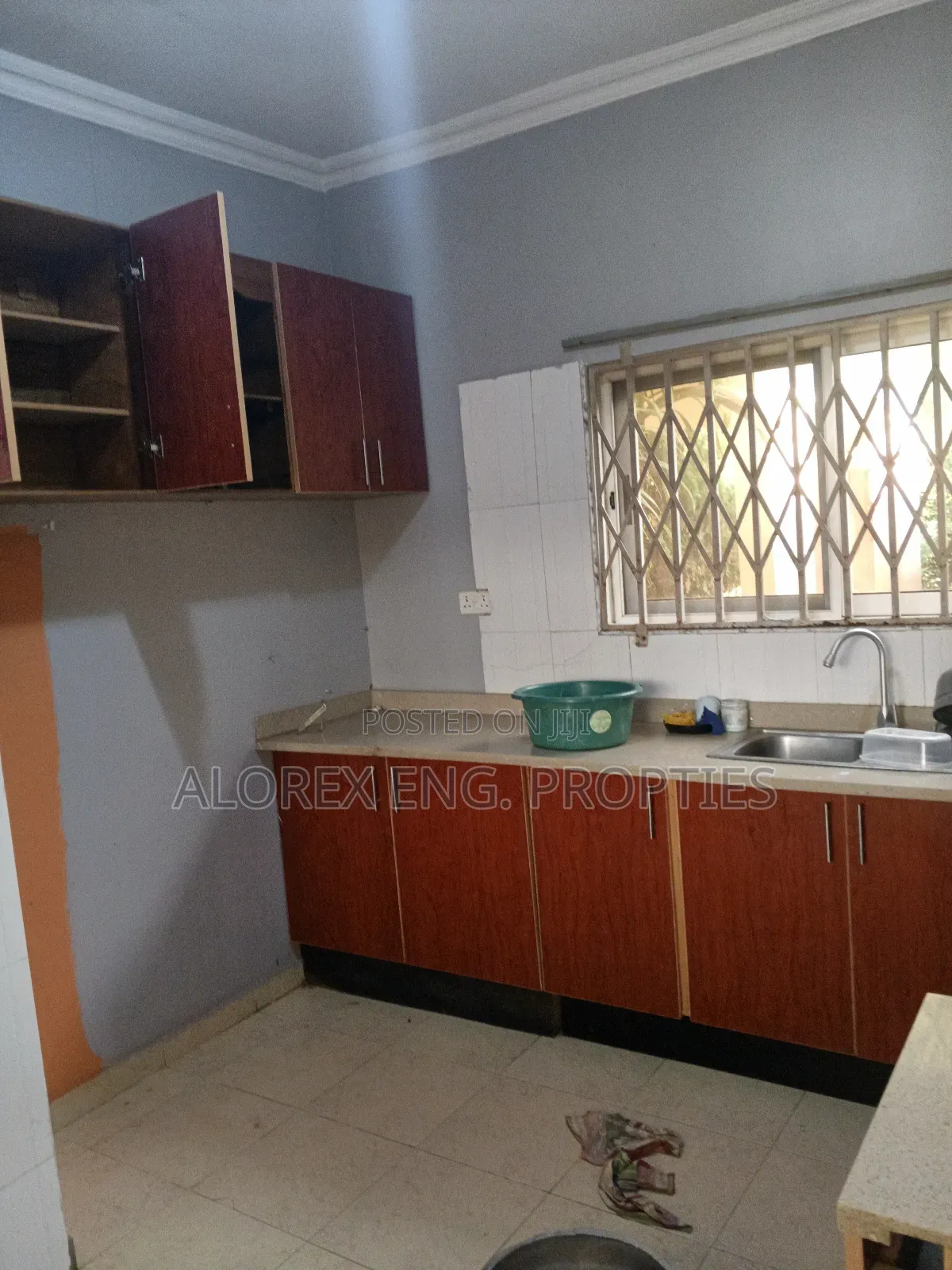 3bdrm House in Oyarifa for rent