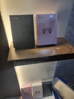 Original Earpods In Good Condition