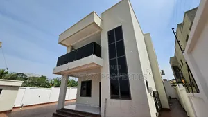 4bdrm Duplex in Rightkey, Kumasi Metropolitan for sale