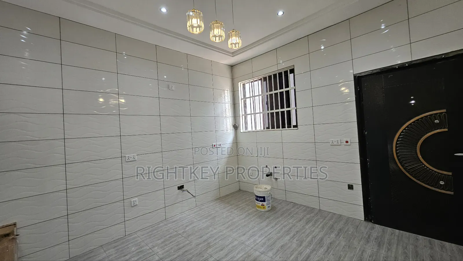 4bdrm Duplex in Rightkey, Kumasi Metropolitan for sale