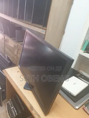 Dell Ultrasharp 30 Monitor With Premiercolor:Up3017