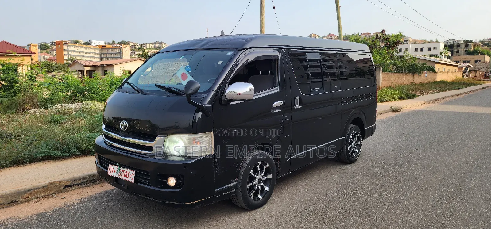 Toyota HiAce 2012 Black