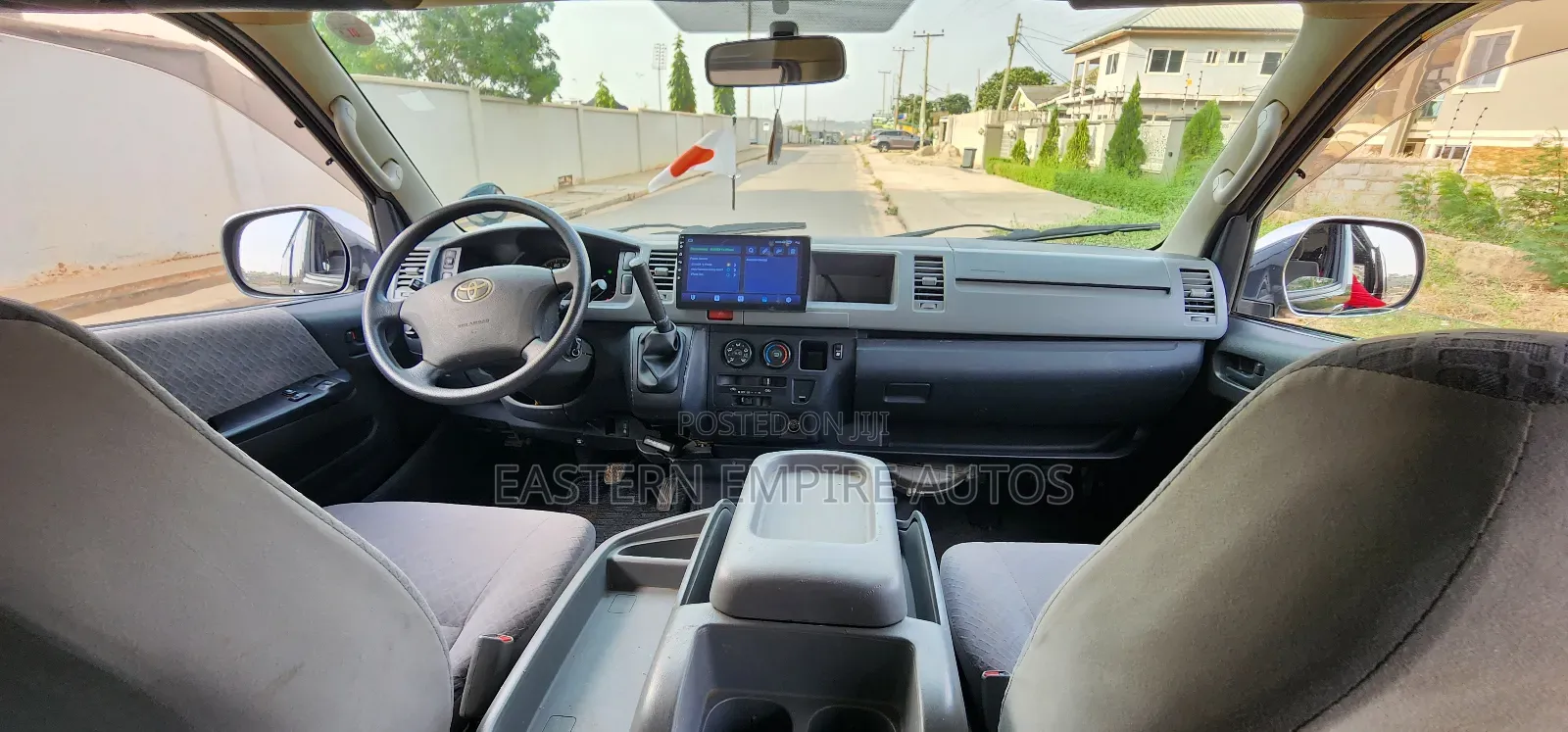 Toyota HiAce 2012 Black