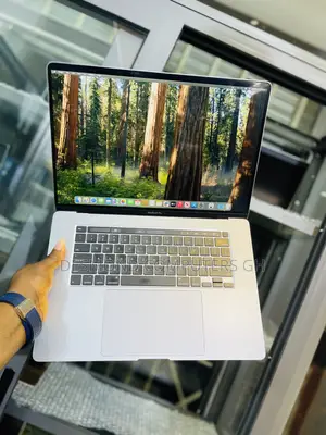 Laptop Apple MacBook Pro 2019 16GB Intel Core i9 SSD 1T