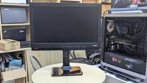 Desktop Computer Lenovo ThinkCentre M900 8GB Intel Core I5 SSD 256GB
