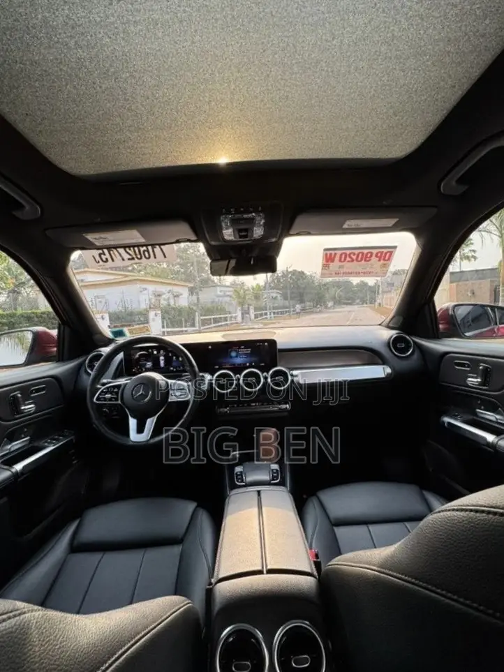 Mercedes-Benz GLB-Class GLB 250 4MATIC AWD 2024 Burgundy
