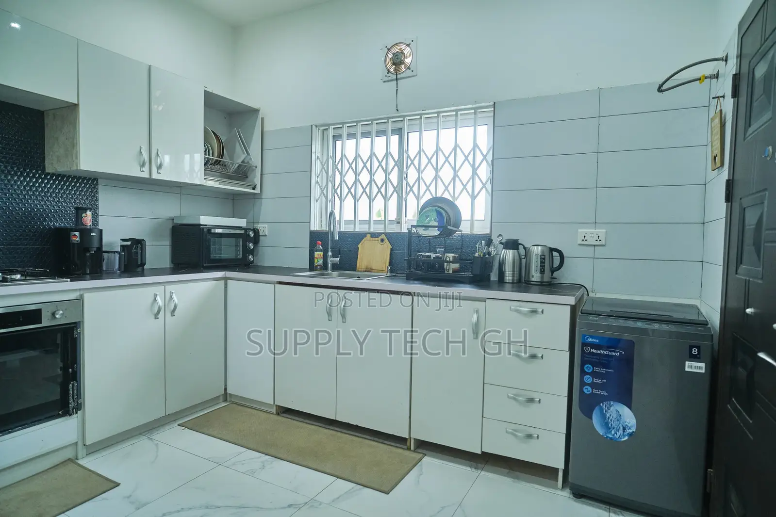 The Whitehouse Villa Daily Rental at Ghs1500