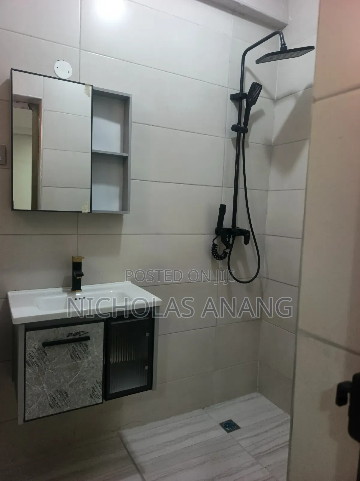 2bdrm Apartment in Dorns Properties, Spintex for rent