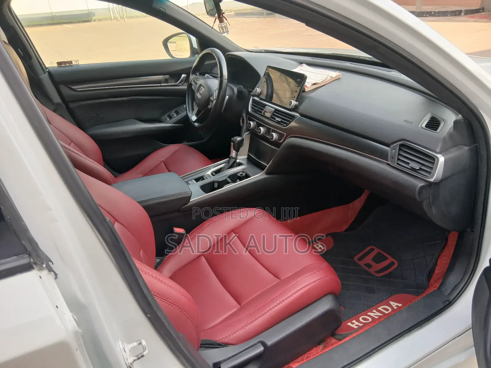 Honda Accord Sport (1.5L 4cyl Turbo CVT) 2019 White