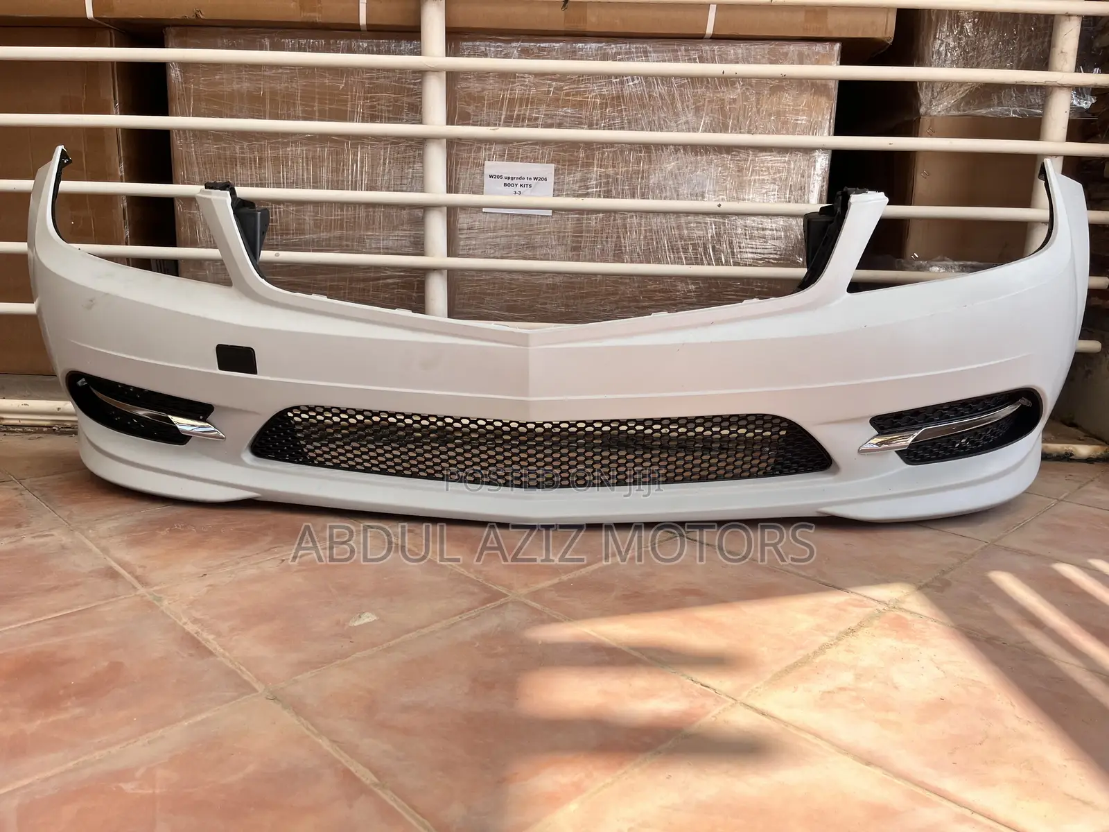 Mercedes Benz C300 Bumper 204