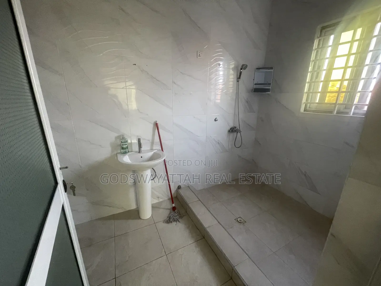 3bdrm Apartment in East Legon, Adjiriganor for rent