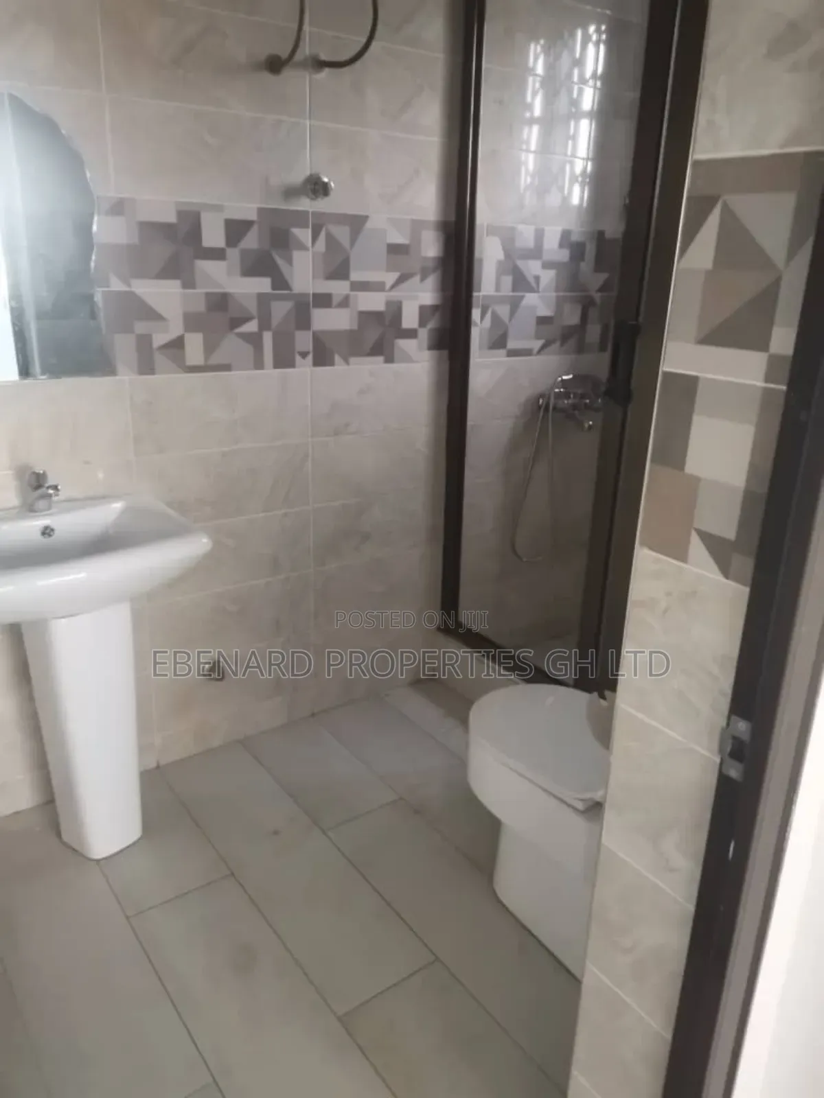 4bdrm House in Ebenard Properties, Lake Side Estate for rent