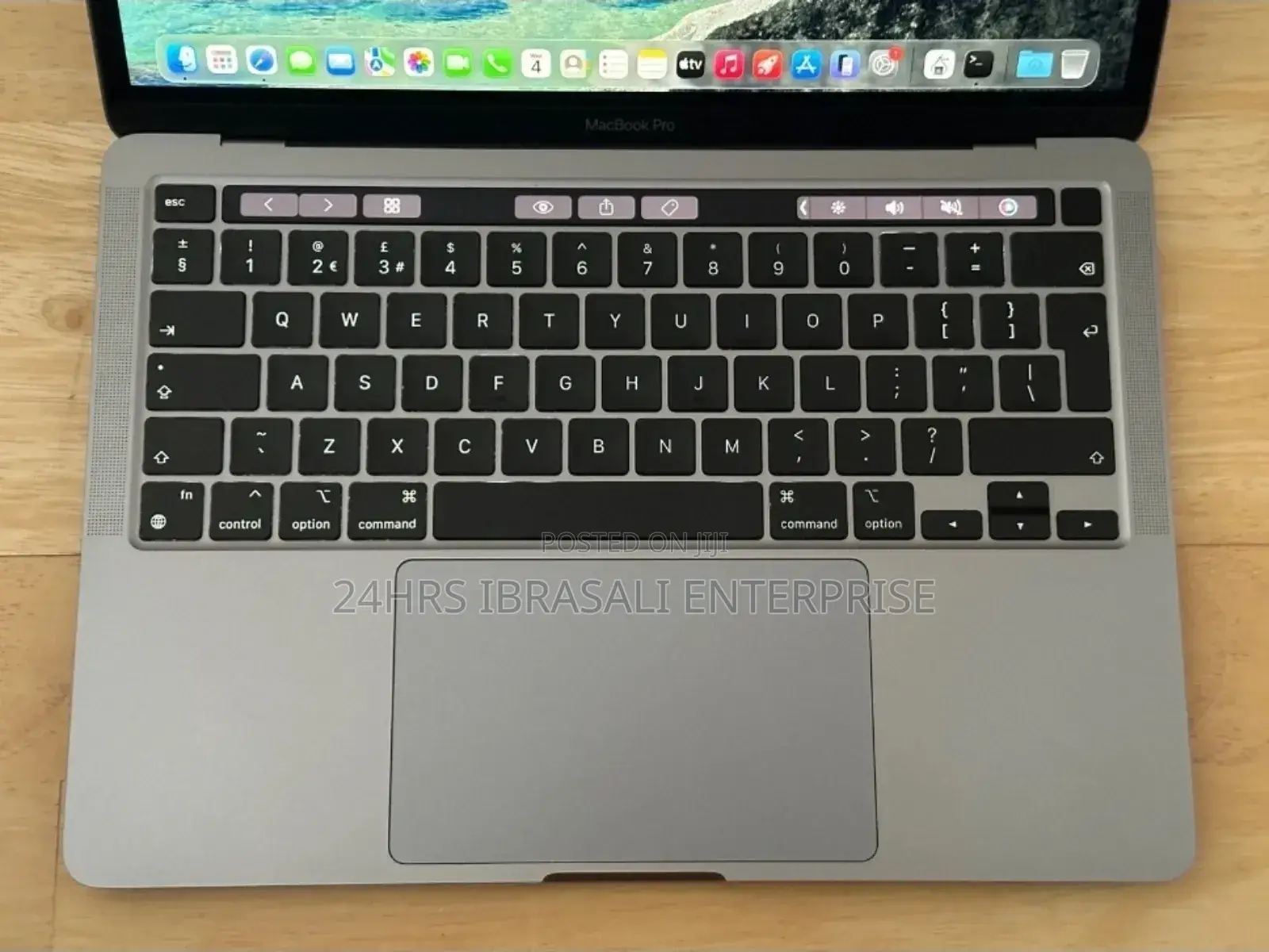 Laptop Apple MacBook Pro 2020 8GB Intel Core i5 SSD 256GB