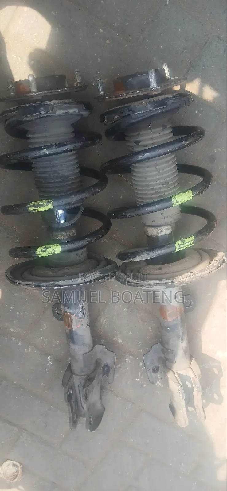 Toyota Highlander 2012 to 2017 Front Shocks