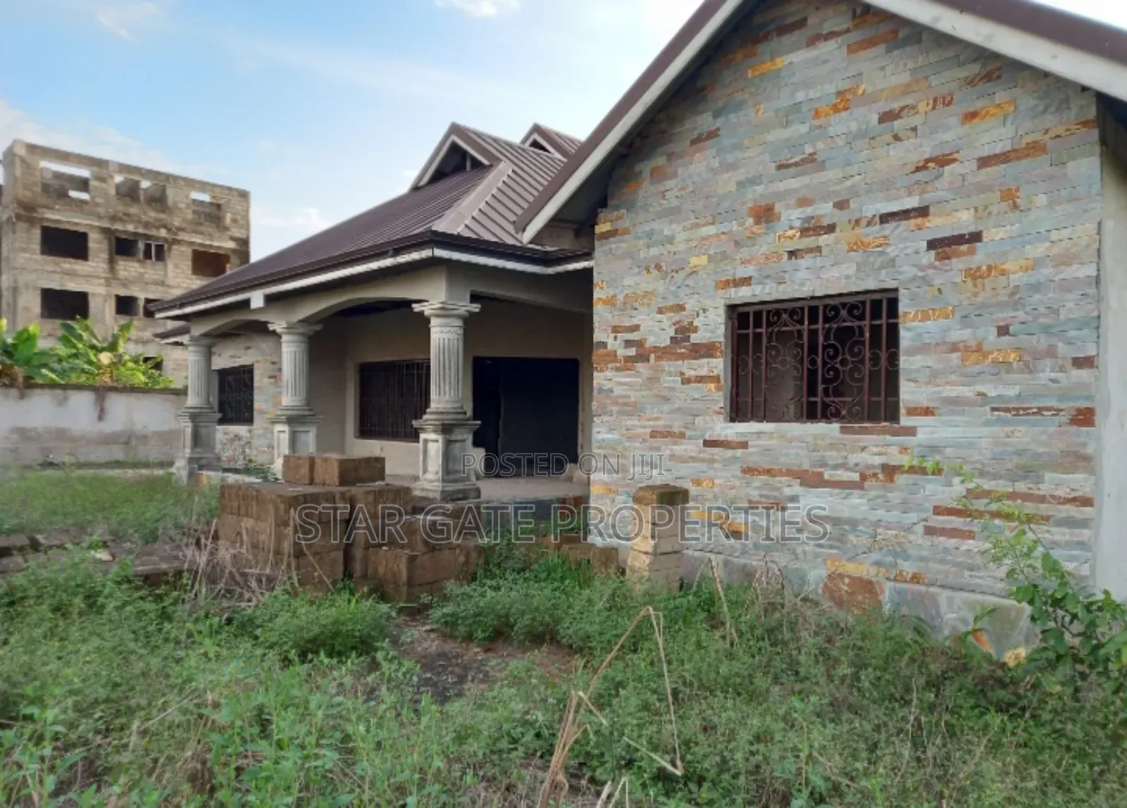 6bdrm House in Kenyasi Adwumam, Kumasi Metropolitan for sale