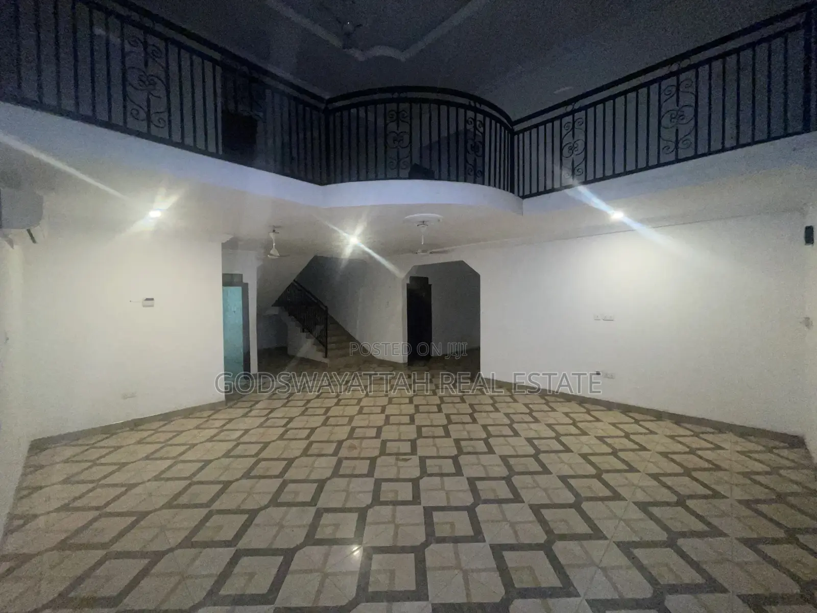 4bdrm House in East Legon, Adjiriganor for rent