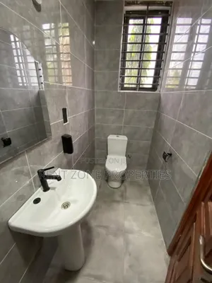 2bdrm Apartment in Ofankor for rent