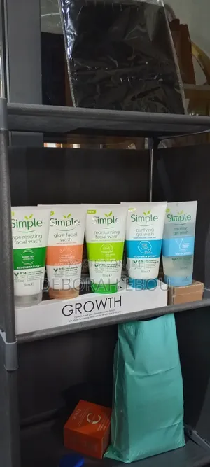 Simple Glow Facial Wash