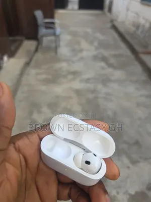 Airpods Pro 2, Usb C (Only Right Bud and Charging Case)