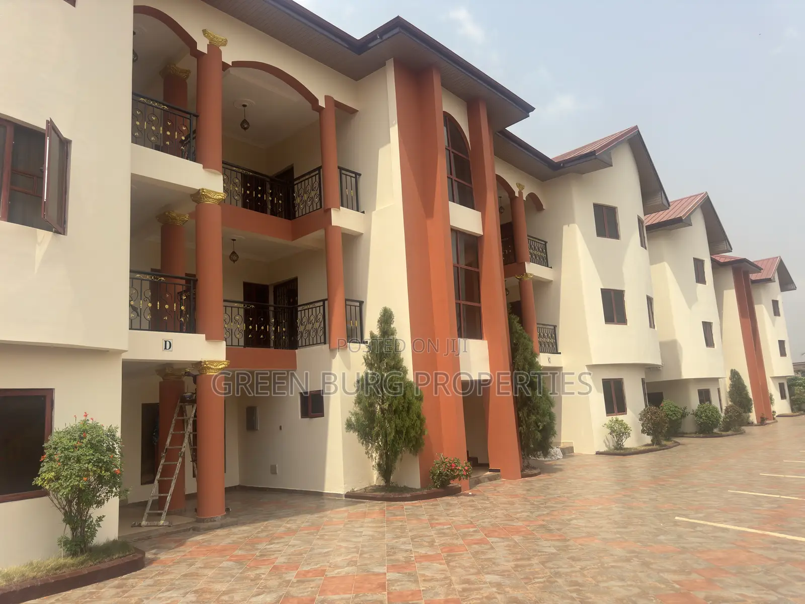 3bdrm Apartment in Green, East Legon for rent