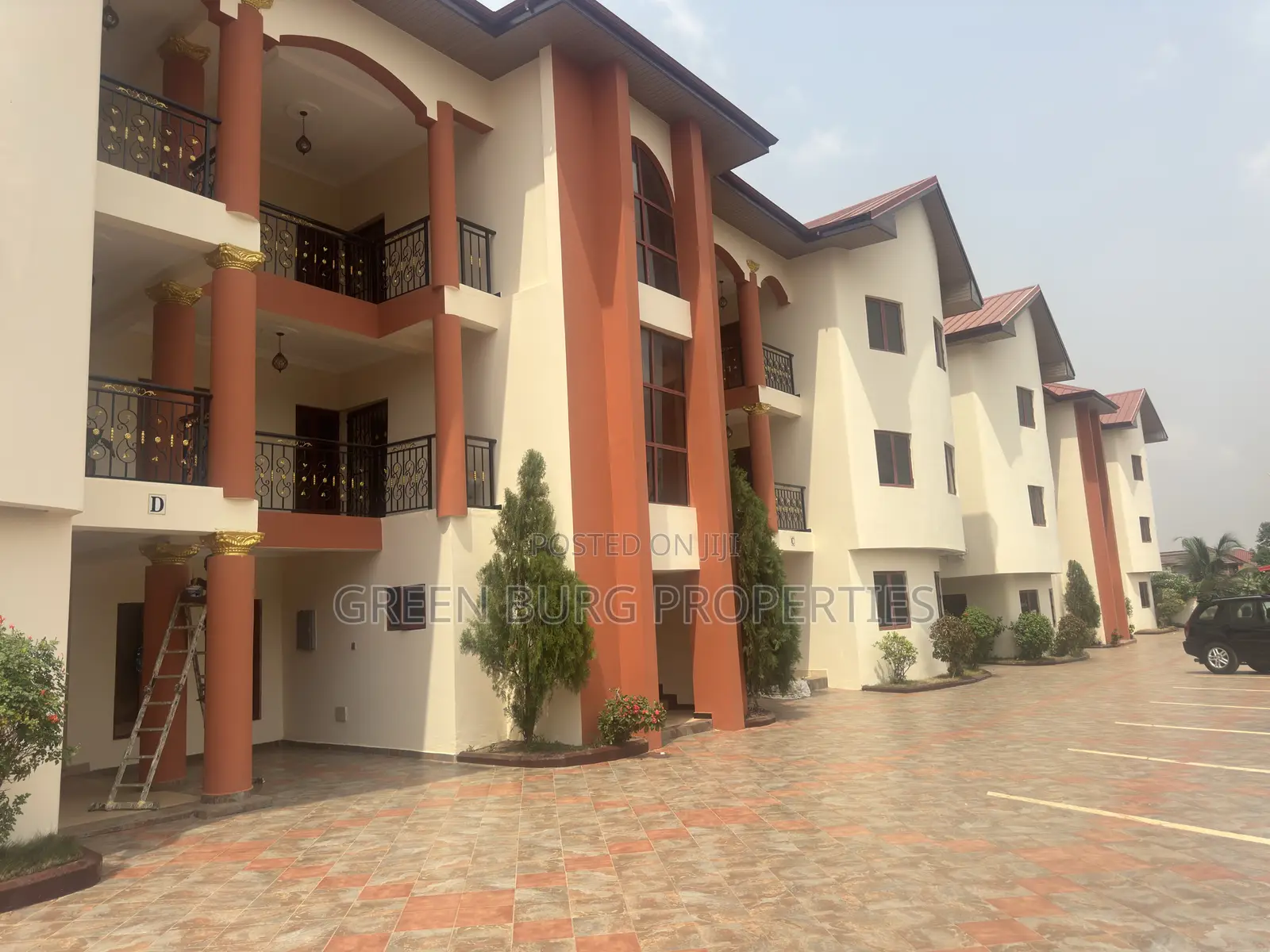 3bdrm Apartment in Green, East Legon for rent