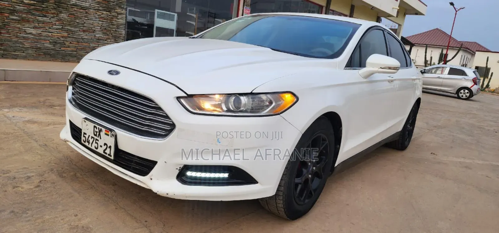 Ford Fusion SE 4dr Sedan (2.5L 4cyl 6A) 2014 White