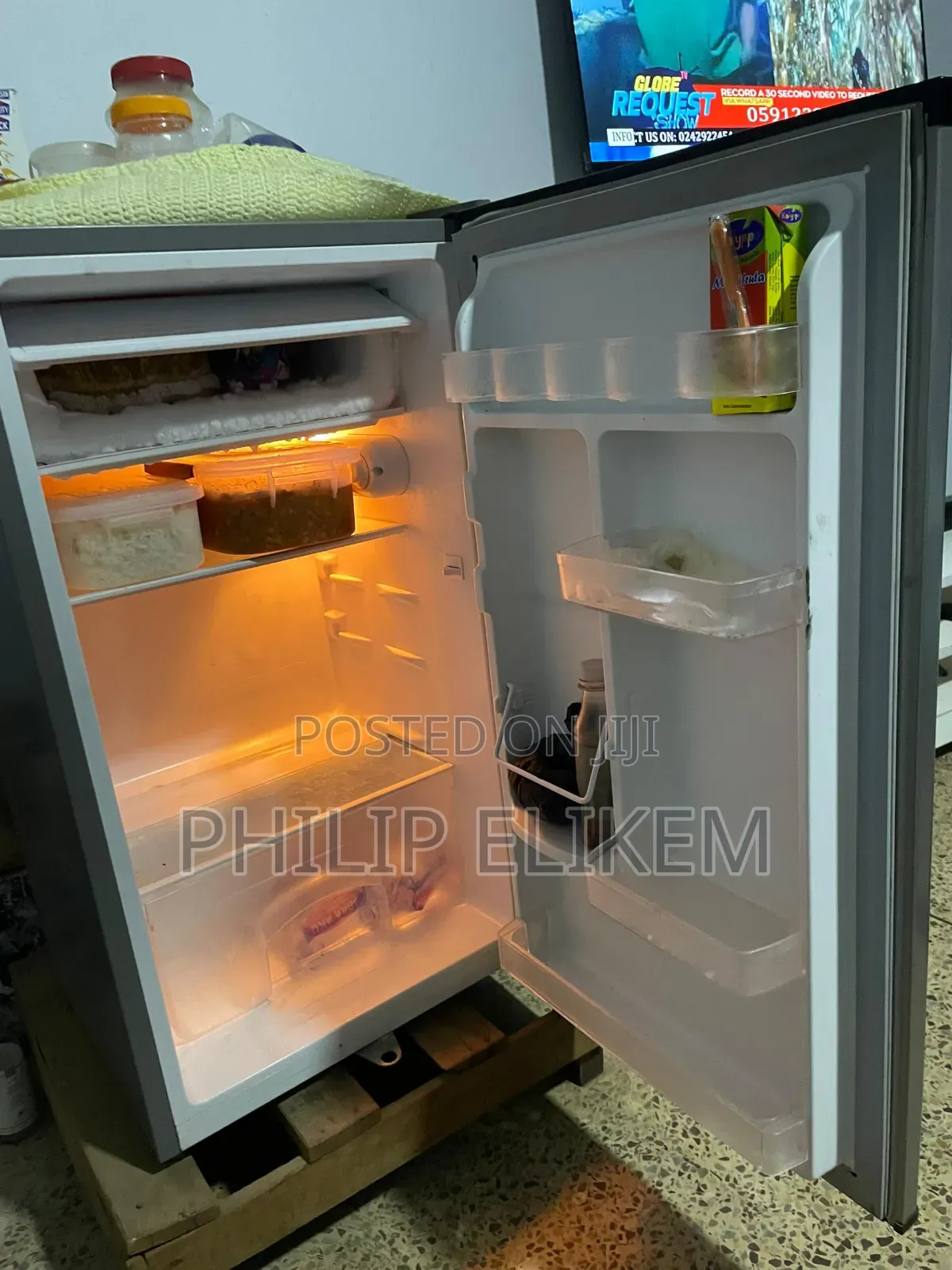 Pearl Table Top Refrigerator