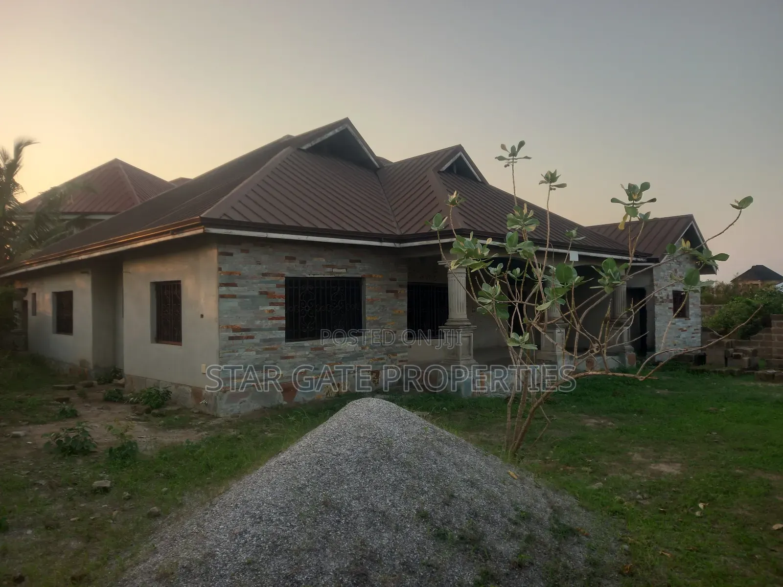 6bdrm House in Kenyasi Adwumam, Kumasi Metropolitan for sale