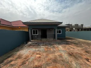 3bdrm Bungalow in Ab Richie Properties, Ashomang Estate for sale