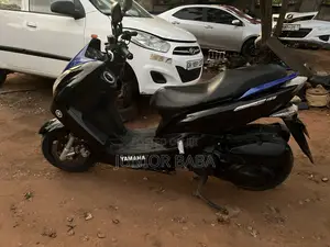 Yamaha Majesty 2020 Black