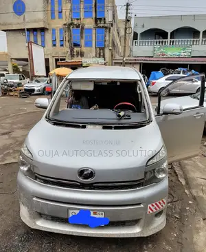 2007 - 2013 Toyota Voxy Windscreen Available